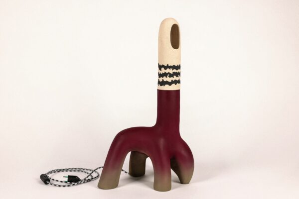 Ceramiczna lampa podłogowa w kolorze figi