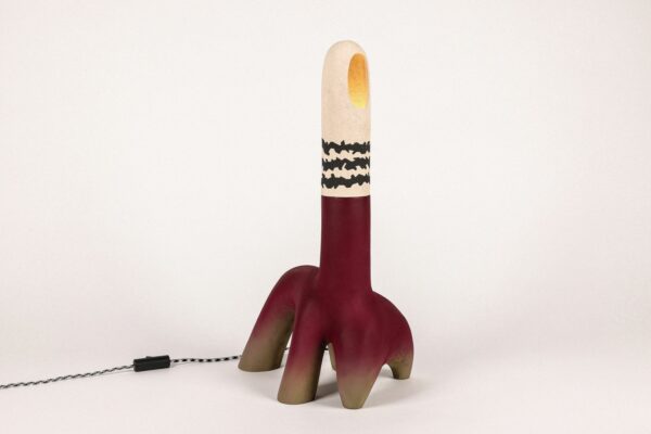 Ceramiczna lampa podłogowa w kolorze figi