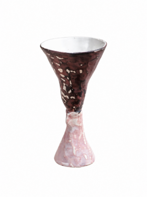 Ceramiczny różowy kielich artystyczny