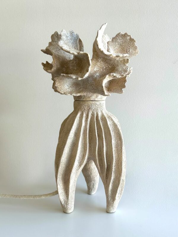 Ceramiczna lampa stołowa artystyczna piaskowa beżowa